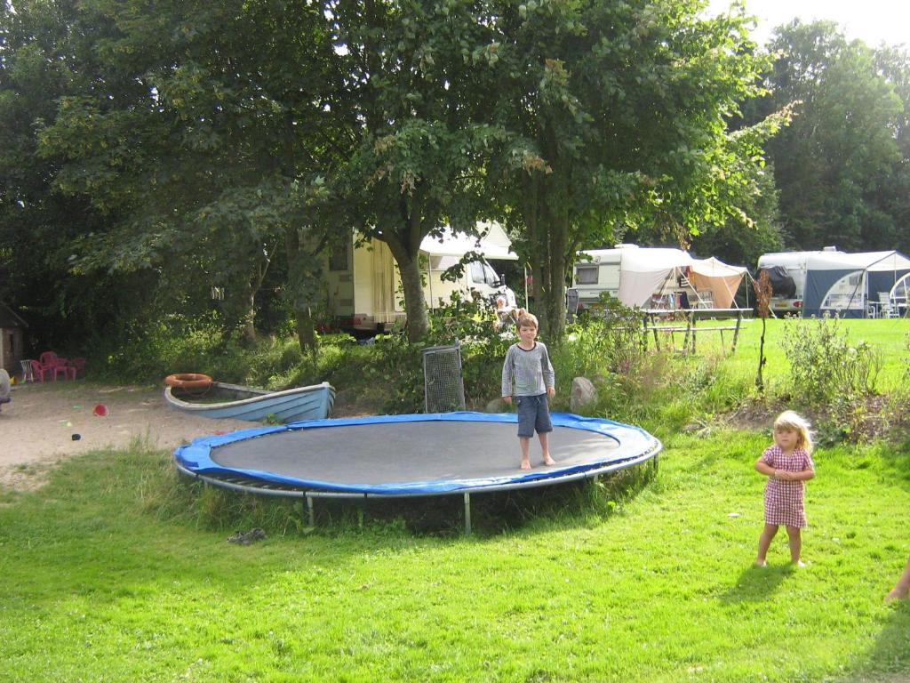 Hjemstavnsgardens Camping & Cottages Glamsbjerg Bagian luar foto